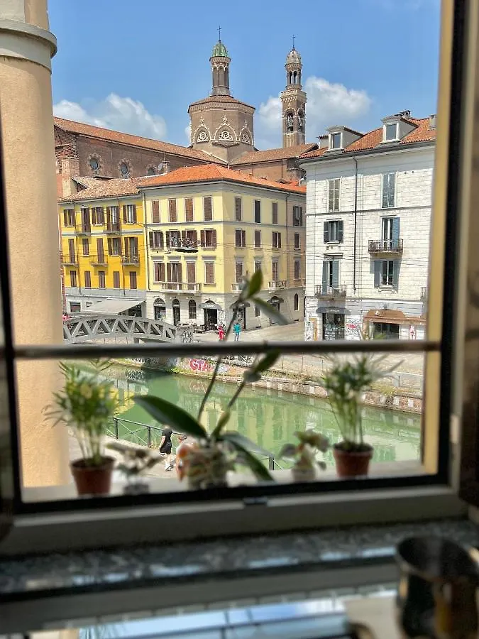 Beautiful View Navigli Apartment Milan Italy